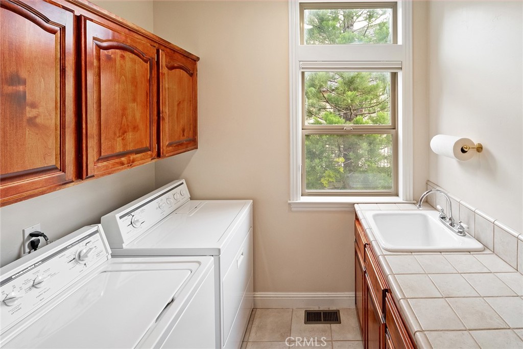 Arrowhead Woods (AWHW) - Residential