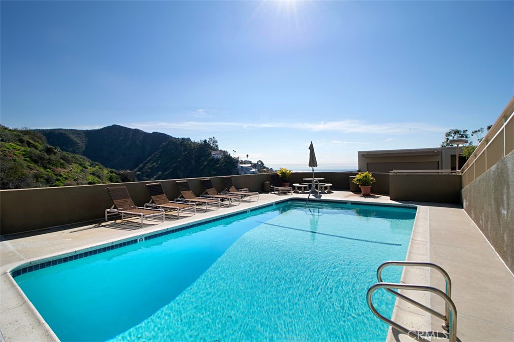 Laguna Ocean Vista Condos (LOV) - Residential