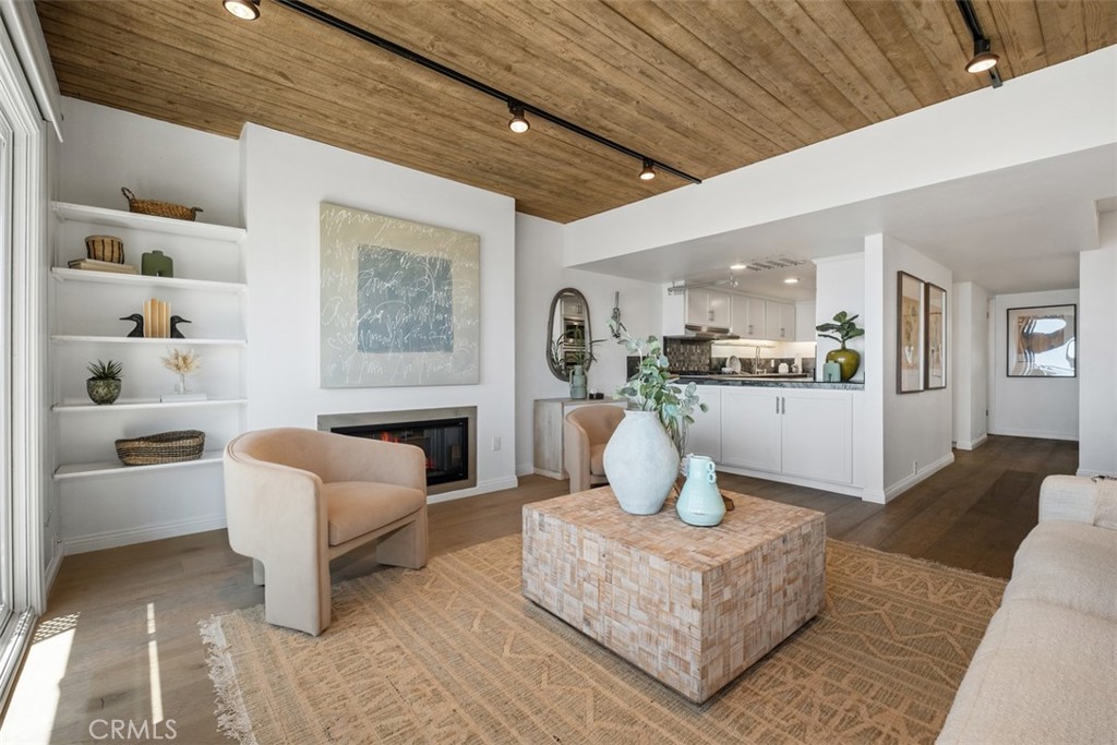 Laguna Ocean Vista Condos (LOV) - Residential