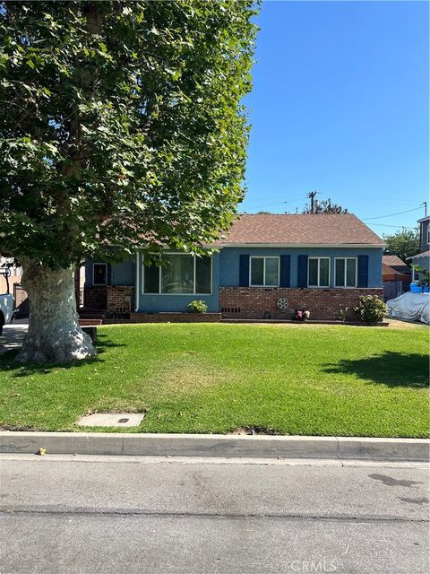 Photo of 228 W Atara ST, Monrovia, CA 91016 (MLS # AR26148780)