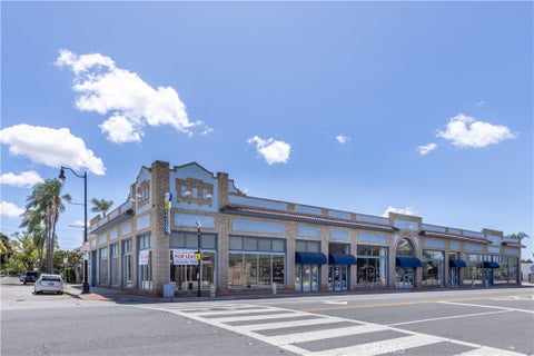 Photo of 402 Chapman AVE W #402, Orange, CA 92866 (MLS # PV26094186)