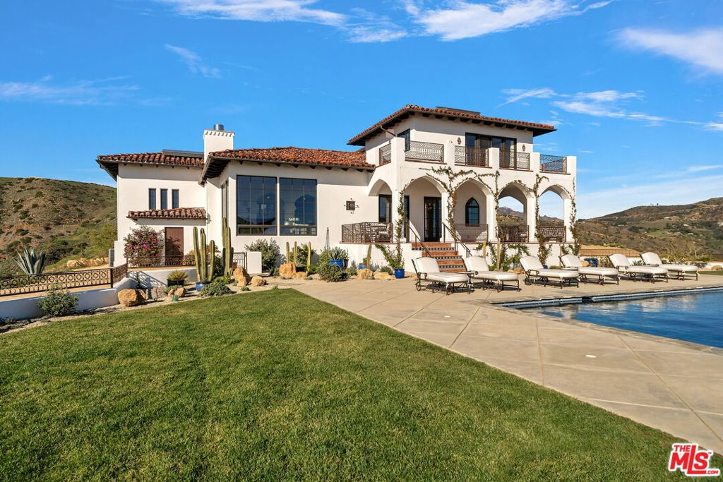 9785 Deer Creek Road