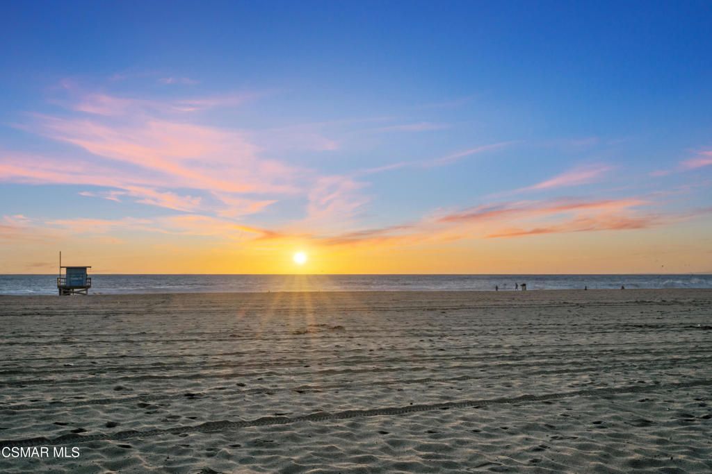 Photo of 4 Jib Street #13, Marina Del Rey, CA 90292 (MLS # 226000759)