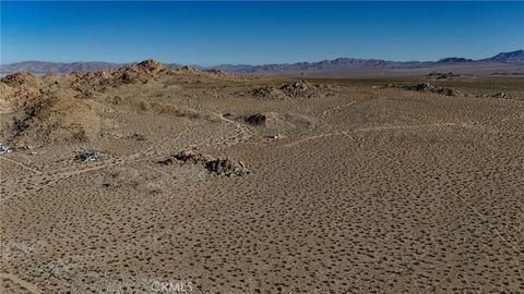 Photo of 761 Rd C (NEAR), Lucerne Valley, CA 92356 (MLS # HD25146269) Photo of 761 Rd C (NEAR), Lucerne Valley, CA 92356 (MLS # HD25146269)