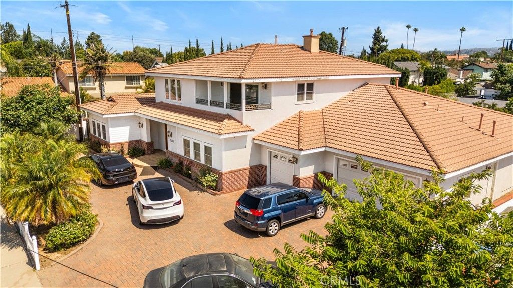 Photo of 1621 Bryan Ave, Tustin, CA 92780 (MLS # OC25269706)