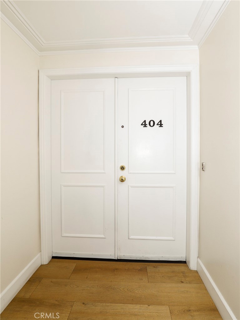 Properties 2 321 N Oakhurst Drive 404