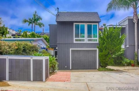 Photo of 743 Bonair Way, Apt B Way, La Jolla, CA 92037 (MLS # 260005792SD)