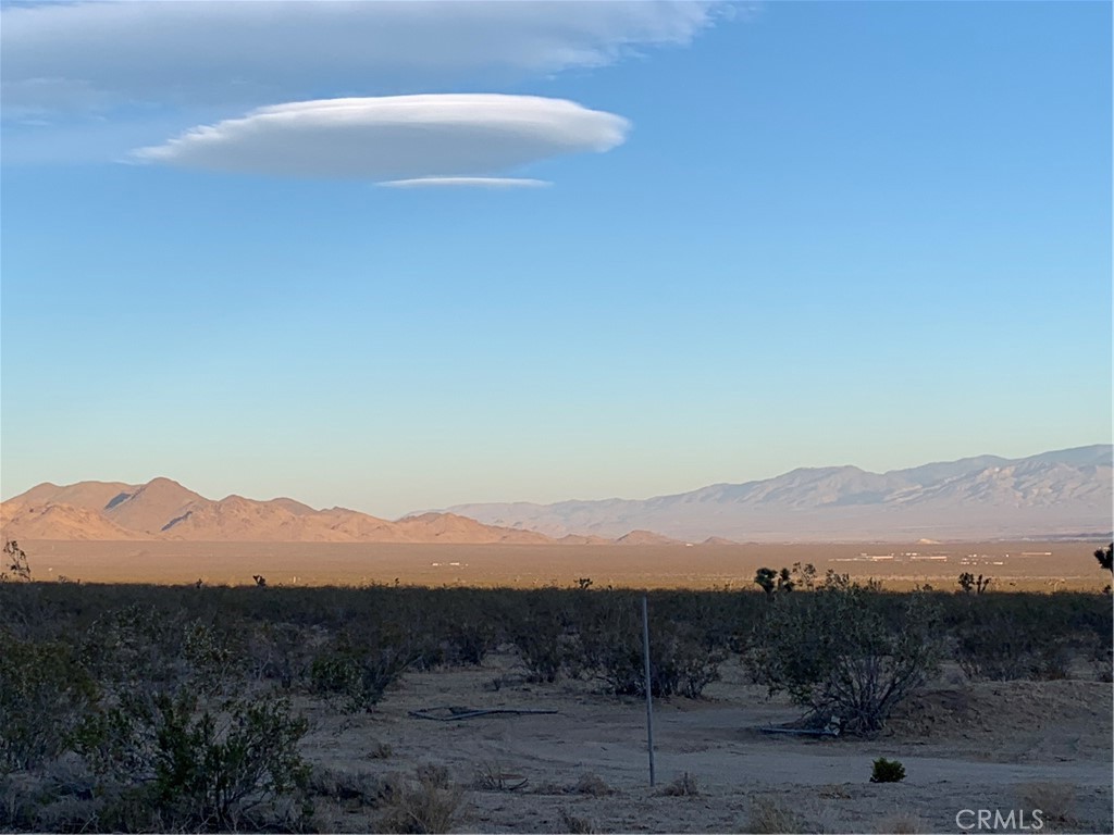 0 VL Near Lucerne Valley Cutoff