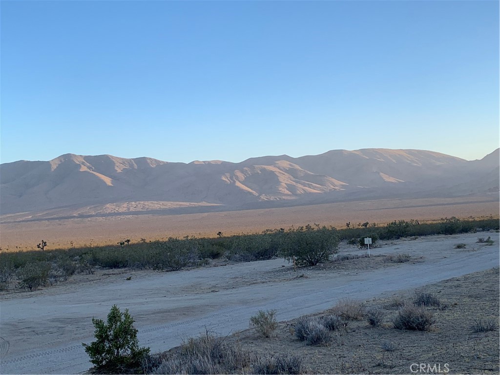 0 VL Near Lucerne Valley Cutoff