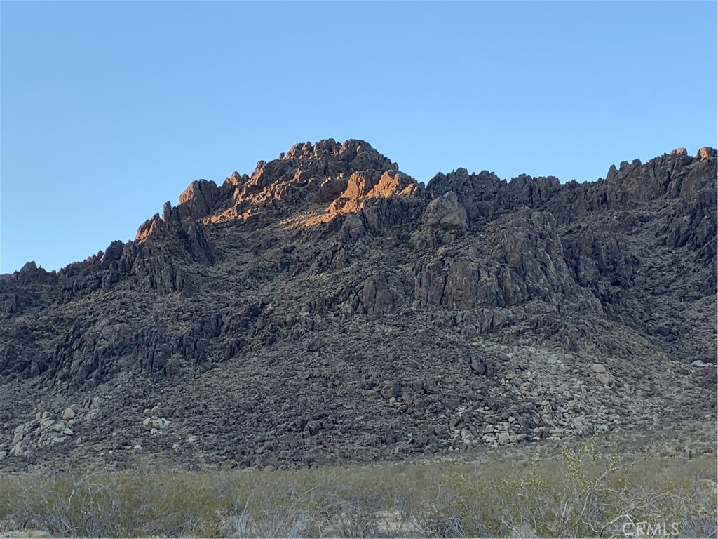 0 VL Near Lucerne Valley Cutoff