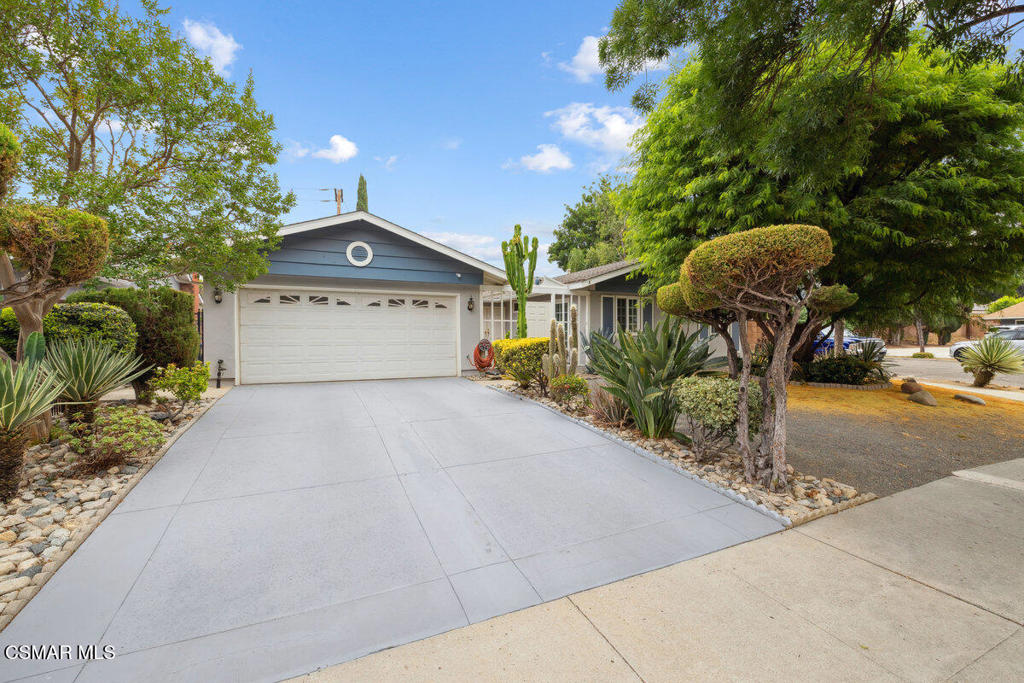**Stunning Atrium Model in Simi Valley Welcome to your dream home! This wonderful single-story ranch-style residence features 4 spacious bedrooms and 2 bathrooms, offering approximately 2,000 sqft of comfortable living space. Nestled in a desirable neighborhood, this home embodies the perfect blend of comfort and style.As you enter through the elegant double doors, you'll be greeted by a wide-open floor plan that invites you to explore every corner. The heart of this home is the spacious kitchen, complete with beautiful countertops and classic oak cabinets--ideal for cooking and entertaining.Natural light floods into the living room and family room through the sliding doors, creating a warm and inviting atmosphere. The large master suite offers a private retreat, featuring its own sliding door that opens right onto the atrium--perfect for enjoying morning coffee or unwinding in the evenings.Step outside to your very private backyard oasis, providing a serene space for outdoor gatherings, gardening, or just soaking up the sun.Don't miss the chance to make this lovely home your own!