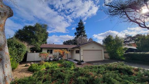 Photo of 4287 Wilkie Way, Palo Alto, CA 94306 (MLS # ML82034612)