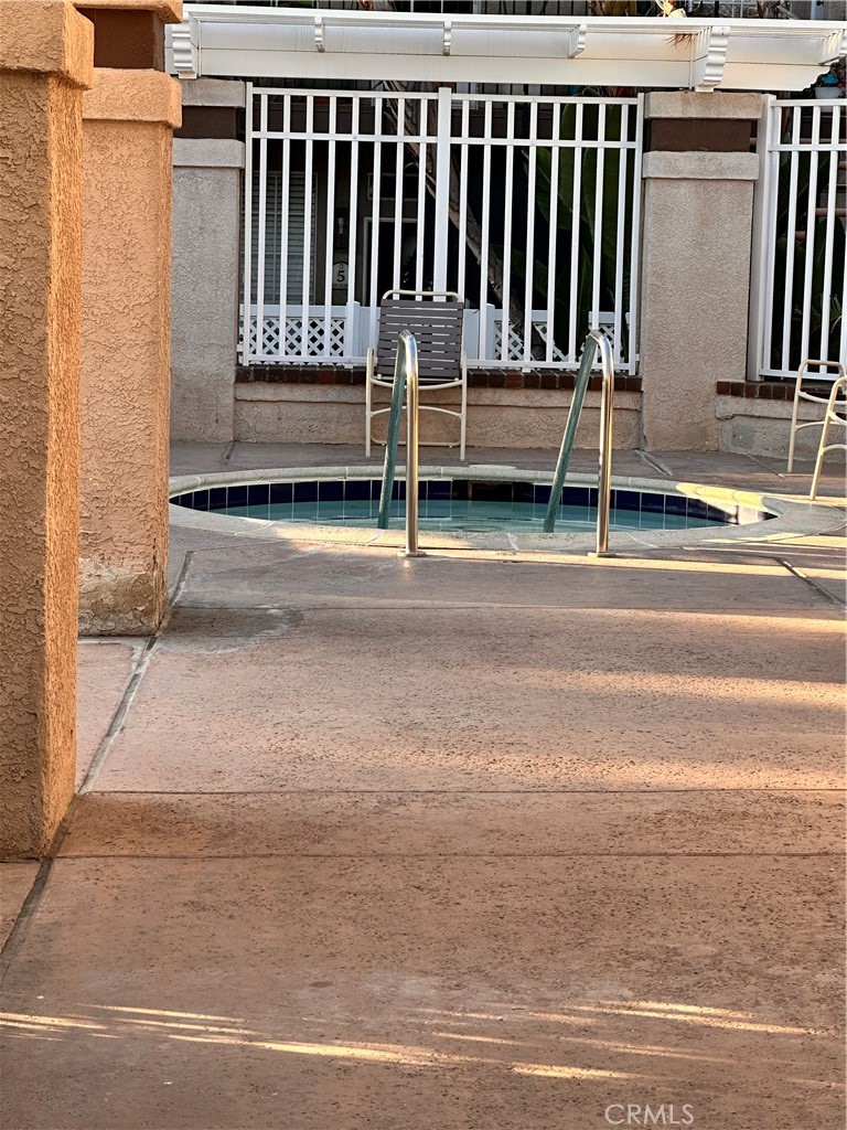 Mission Courts (R1) (MC) - Residential