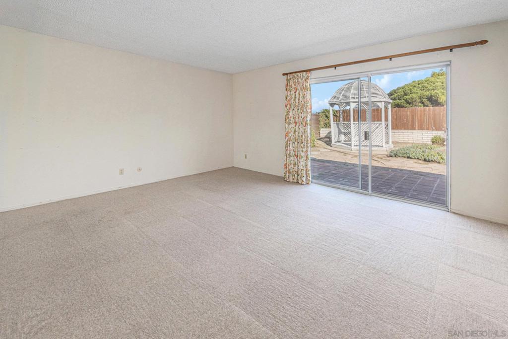 La Costa - Residential