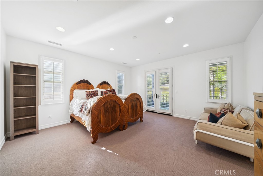 Carillon (CARL) - Residential Lease