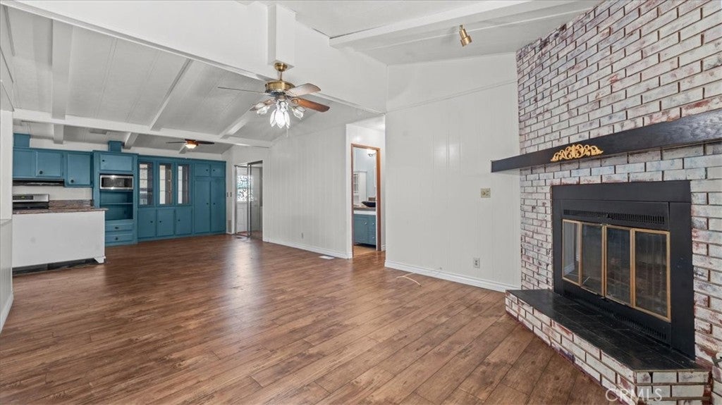 8651 Foothill Boulevard 186