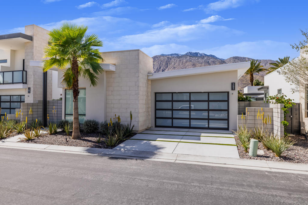 151 Holliday Way