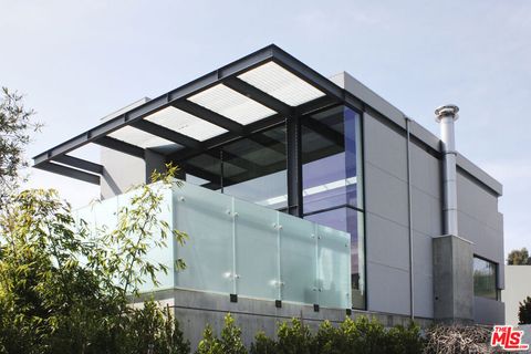 Photo of 12315 Gorham Avenue, Los Angeles, CA 90049 (MLS # 26658149)