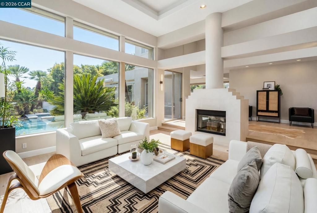 Photo of 4257 Golden Oak Court, Danville, CA 94506 (MLS # 41130887)