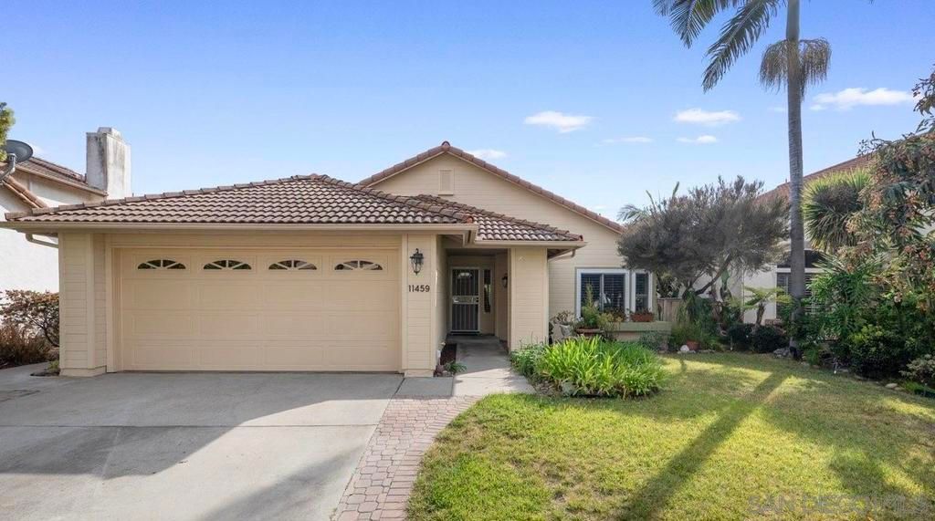 Photo of 11459 Grassy Trail Dr Dr, San Diego, CA 92127 (MLS # 260009660SD)