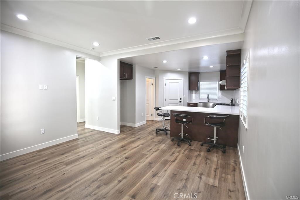 3235 Charlotte Avenue