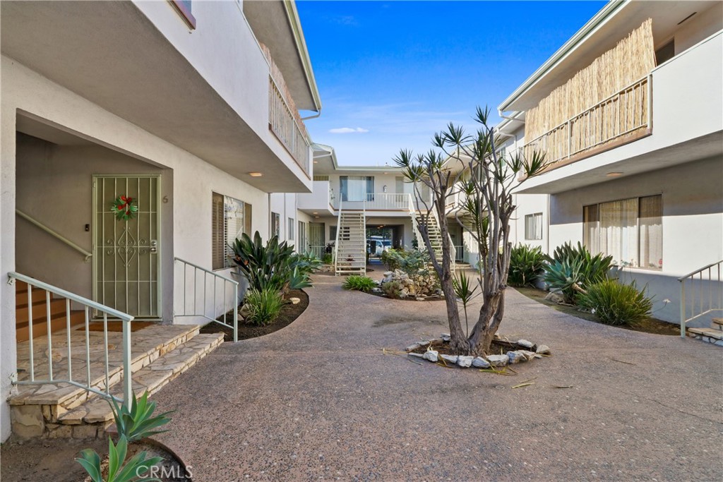 840 Cedar Ave. Unit #20