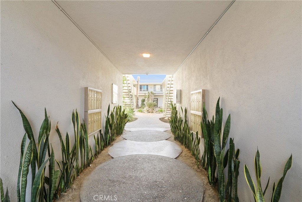 840 Cedar Ave. Unit #20