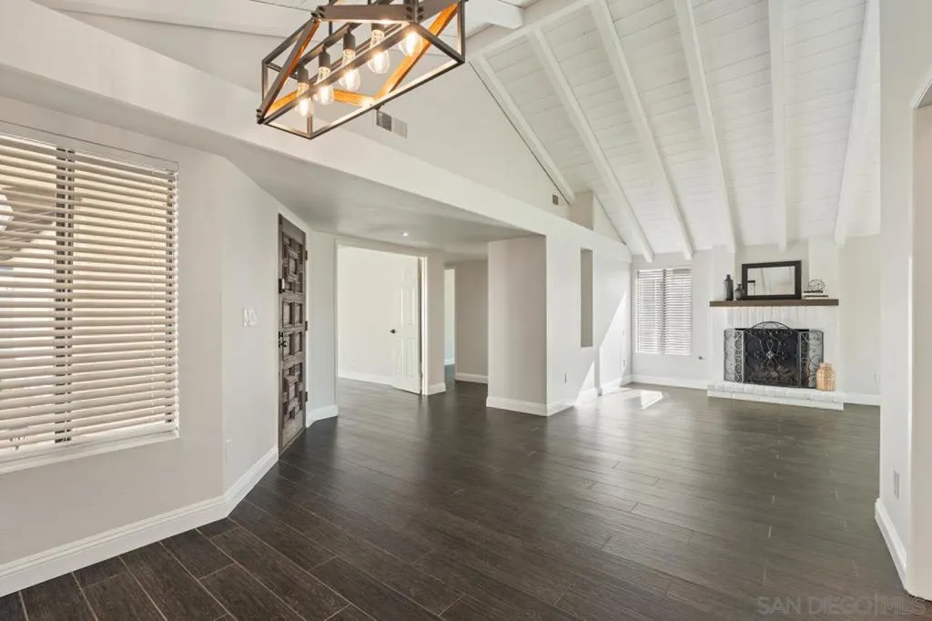 San Diego, California 92128, United States, 3 Bedrooms Bedrooms, ,2 BathroomsBathrooms,Residential,Active,238262