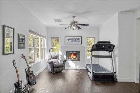 Tiny photo for 7439 Dorie Drive, West Hills, CA 91307 (MLS # SR26014943)