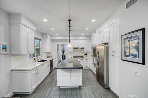 Tiny photo for 7439 Dorie Drive, West Hills, CA 91307 (MLS # SR26014943)