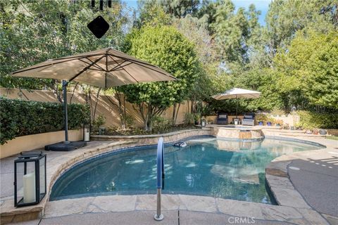Tiny photo for 7439 Dorie Drive, West Hills, CA 91307 (MLS # SR26014943)