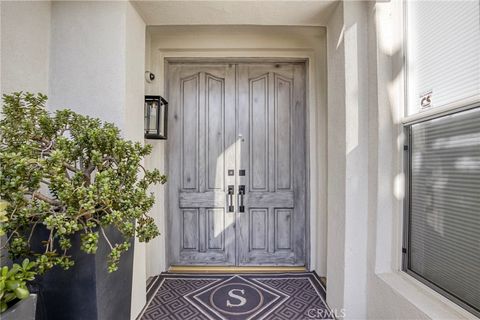 Tiny photo for 7439 Dorie Drive, West Hills, CA 91307 (MLS # SR26014943)