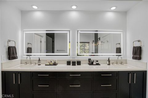 Tiny photo for 7439 Dorie Drive, West Hills, CA 91307 (MLS # SR26014943)