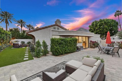 Photo of 48119 Calle Seranas, La Quinta, CA 92253 (MLS # 219142425DA)