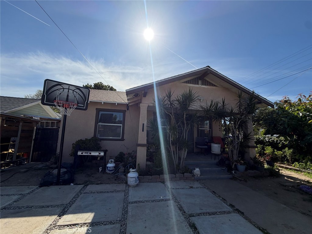 Properties 244 N 10th