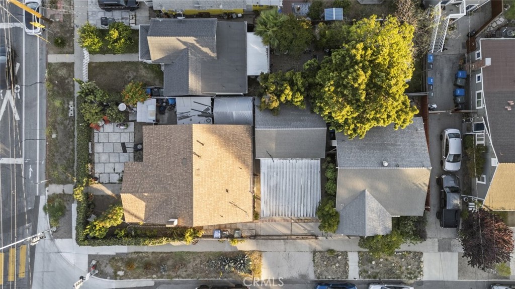 Properties 244 N 10th