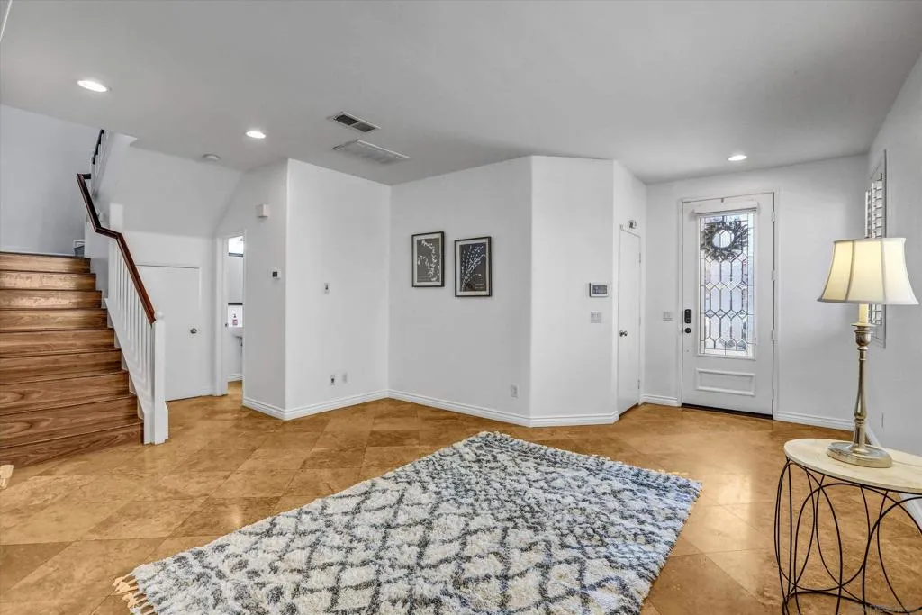 San Diego, California 92154, United States, 3 Bedrooms Bedrooms, ,3 BathroomsBathrooms,Residential,Active,163872