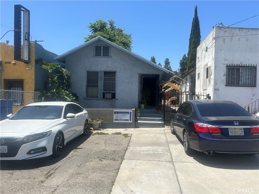 3878 E 1st Street