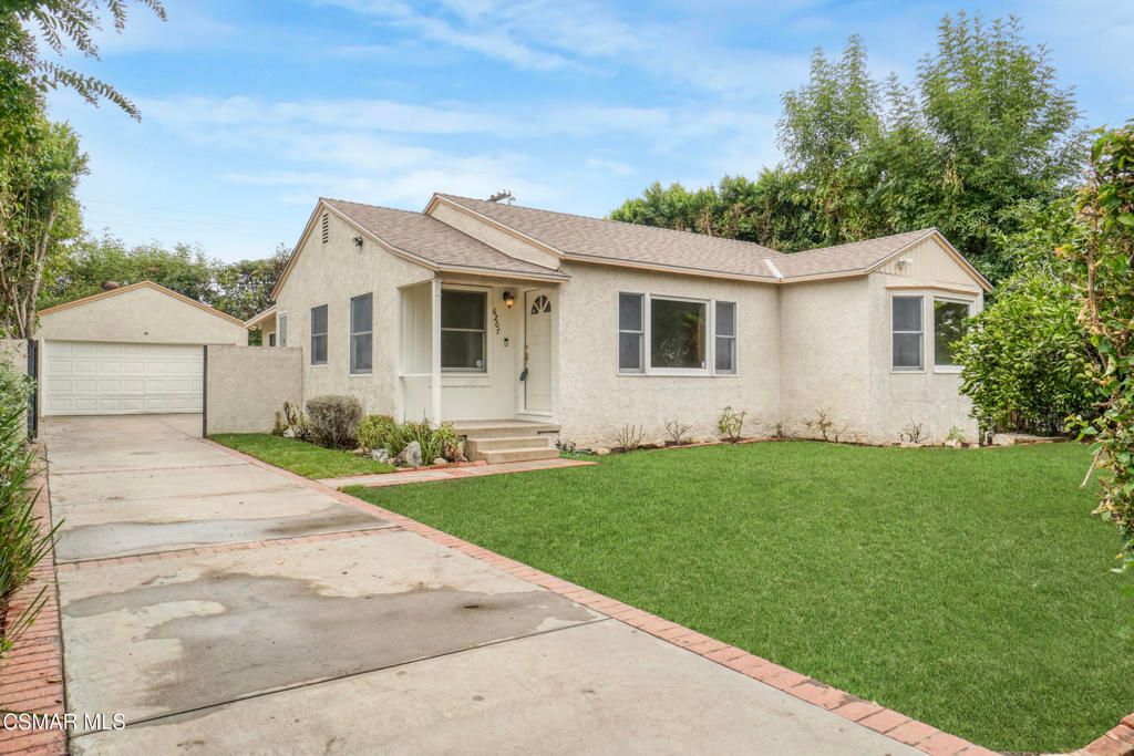 Photo of 6207 White Oak Avenue, Encino, CA 91316 (MLS # 225004900)