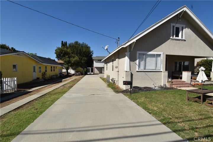 Photo 1 of 32 — 6221 Citrus, Whittier, CA 90601