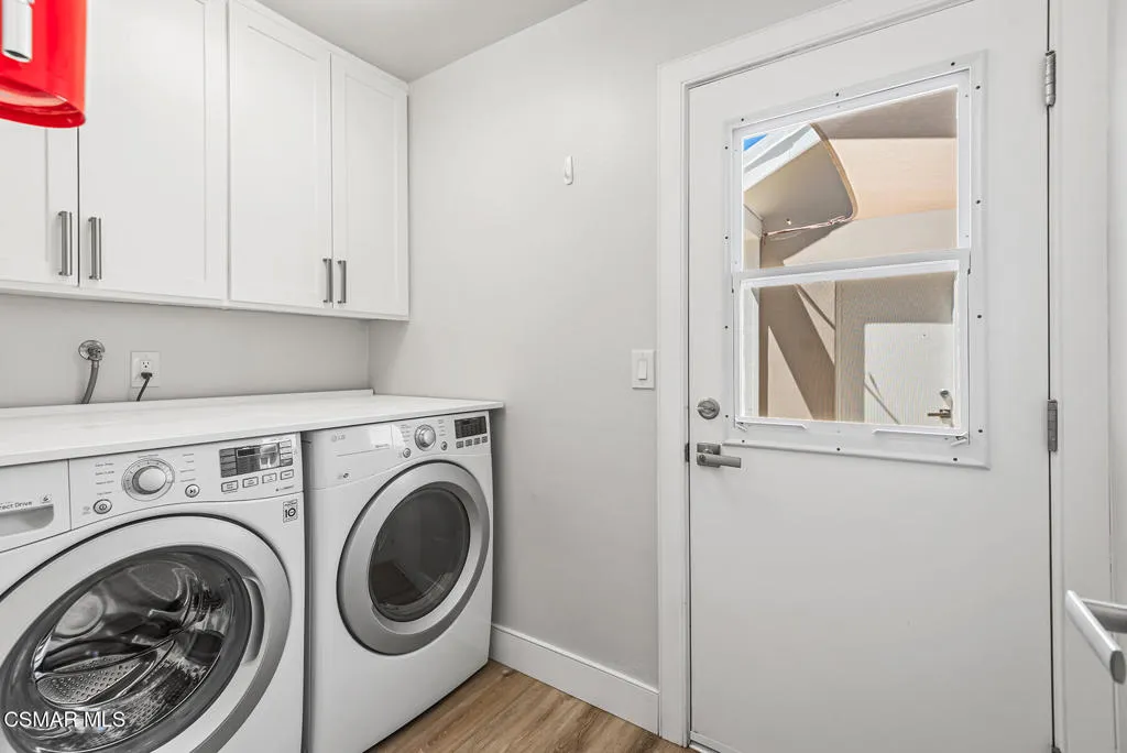 Westlake Village, California 91361, United States, 3 Bedrooms Bedrooms, ,3 BathroomsBathrooms,Residential,Active,185412