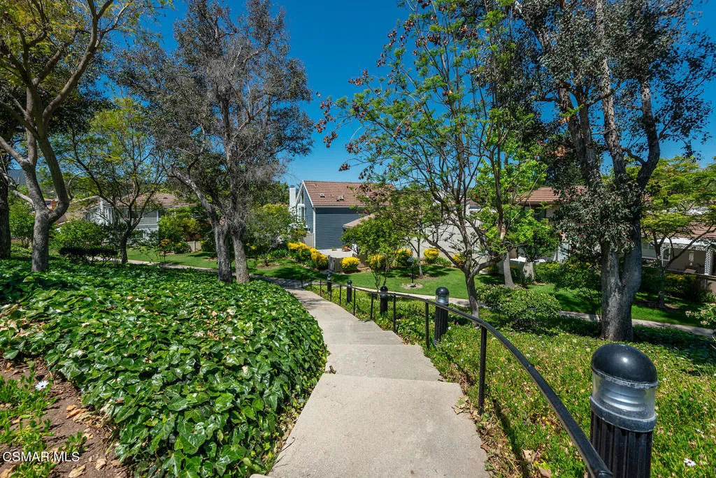 Westlake Village, California 91361, United States, 3 Bedrooms Bedrooms, ,3 BathroomsBathrooms,Residential,Active,185412