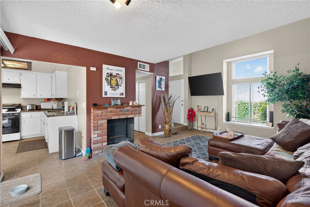 1974 E Lynwood Drive 10E