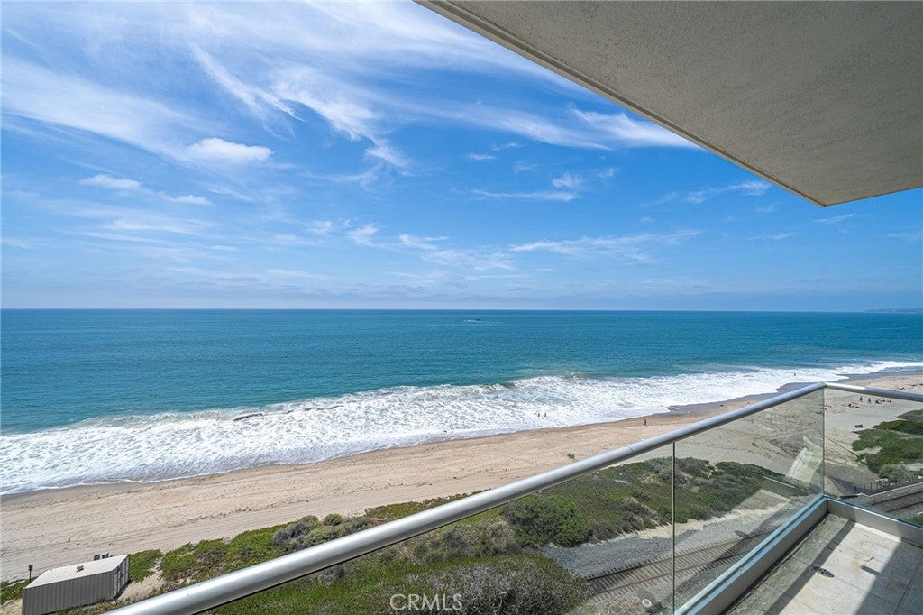 267 Avenida Lobeiro D