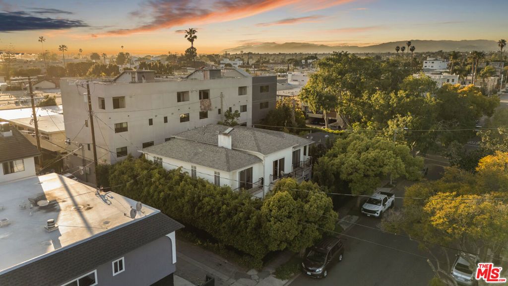 Photo of 3943 Wade Street, Los Angeles, CA 90066 (MLS # 26659103)