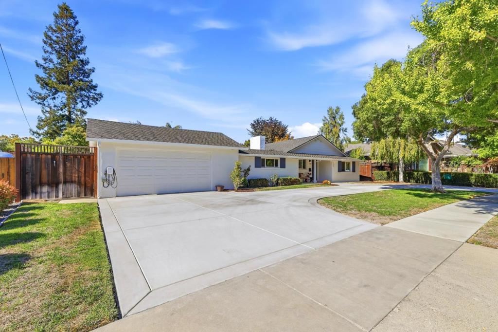 1177 Ruth Drive