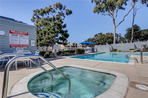 Tiny photo for 250 The Village #102, Redondo Beach, CA 90277 (MLS # SB25234286)