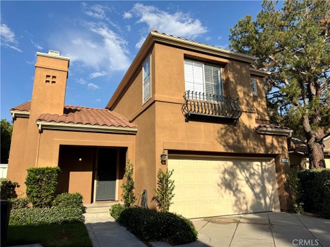 Photo of 2940 Hogan Place, Tustin, CA 92782 (MLS # PW26198946)