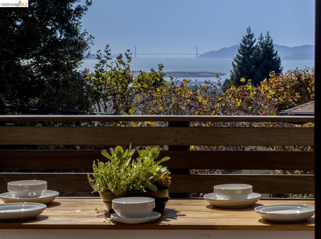 955 Shattuck Avenue AVE, Berkeley CA 94707