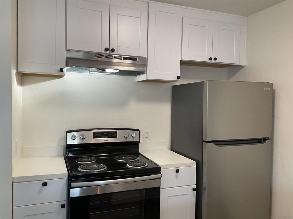 Del Cerro - Residential Lease